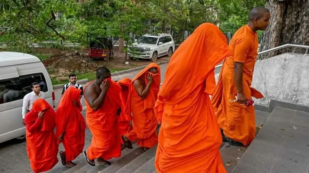 22 nhà sư Sri Lanka bị cáo buộc vận chuyển 110 kg cần sa