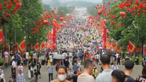 4 triệu lượt người đổ về Đền Hùng Giỗ tổ Hùng Vương
