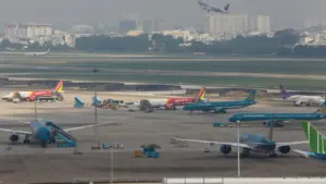 ACV: Giá vé máy bay nội địa tăng 15-20% do khủng hoảng nhiên liệu