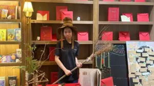 Bạn trẻ rủ nhau lạc vào thế giới phù thủy với quán cà phê 'chuẩn Harry Potter'