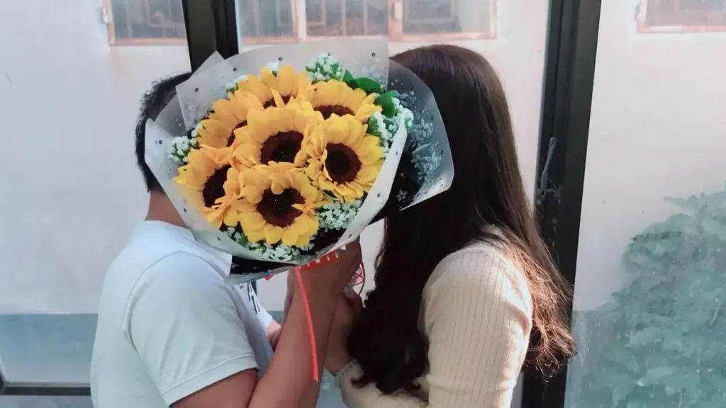 Cha mẹ lo lắng khi con cái ngại hẹn hò