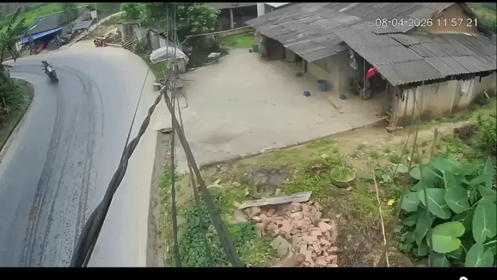Chấn chỉnh hoạt động du lịch xe máy ở Hà Giang sau vụ khách Anh gặp tai nạn