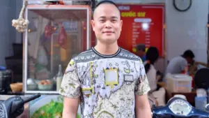Chủ quán phở Hà Nội kể 25 phút đón Tổng thống Hàn Quốc và phu nhân