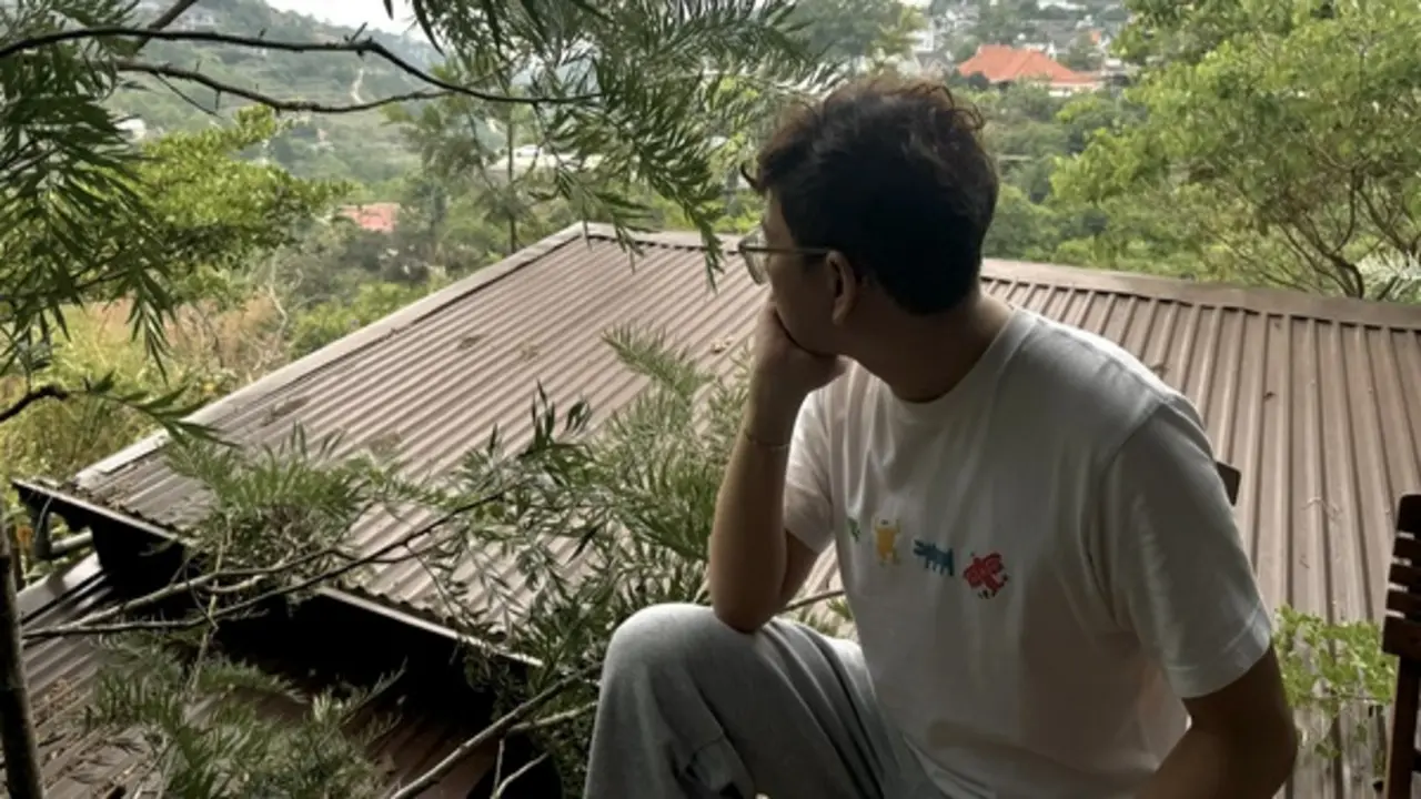 Có cả ngàn bạn bè trên mạng, nhưng không ai để tâm sự ngoài đời