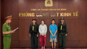 Công an TP.HCM bắt chủ lò sản xuất 2.800 tấn mì tươi 'ngậm' thủy tinh lỏng