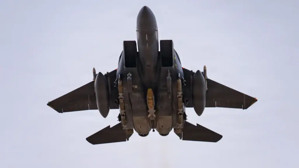 Công nghệ bí mật có thể giúp CIA tìm phi công F-15 bị Iran bắn rơi