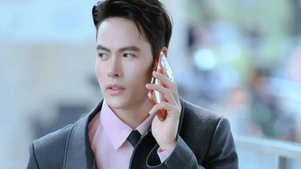 Cú "lên đời" đáng giá sau 10 năm của người đàn ông đang "phủ sóng" rạp Việt