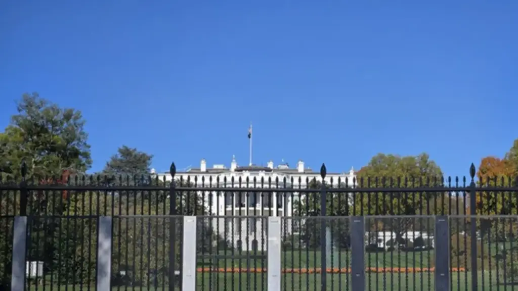 Cuộc 'Cách mạng văn hóa' của Tổng thống Trump leo thang