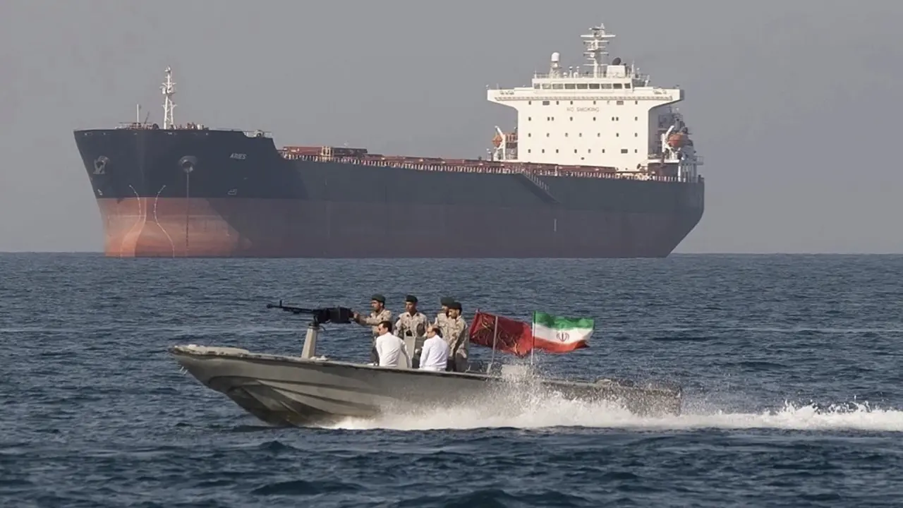 Cuộc thi gan giữa Mỹ - Iran tại eo biển Hormuz