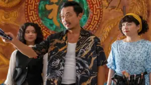 Đại tiệc trăng máu 8 toàn thoại chấn động, cà khịa cả 'làng điện ảnh Việt'?
