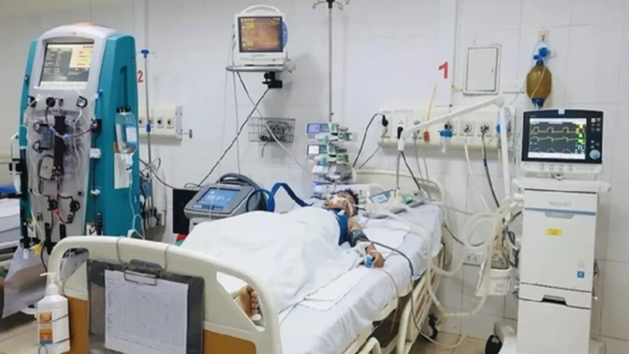 Đang ngồi học, bé 11 tuổi bất ngờ đổ gục ngừng tim