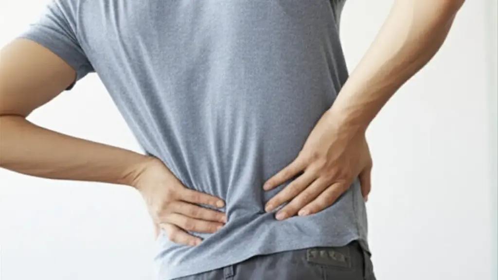 Đau lưng dưới là dấu hiệu bệnh gì?