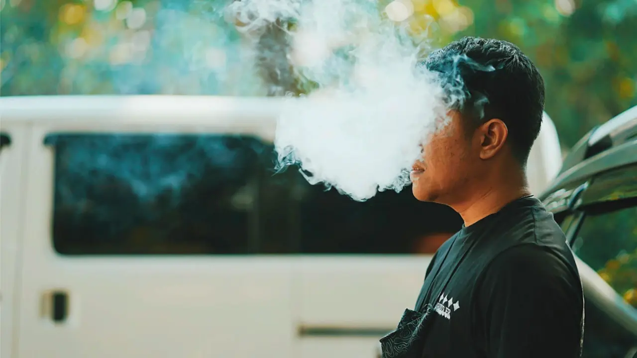 Đề xuất tăng gấp 10 lần mức phạt buôn lậu thuốc lá