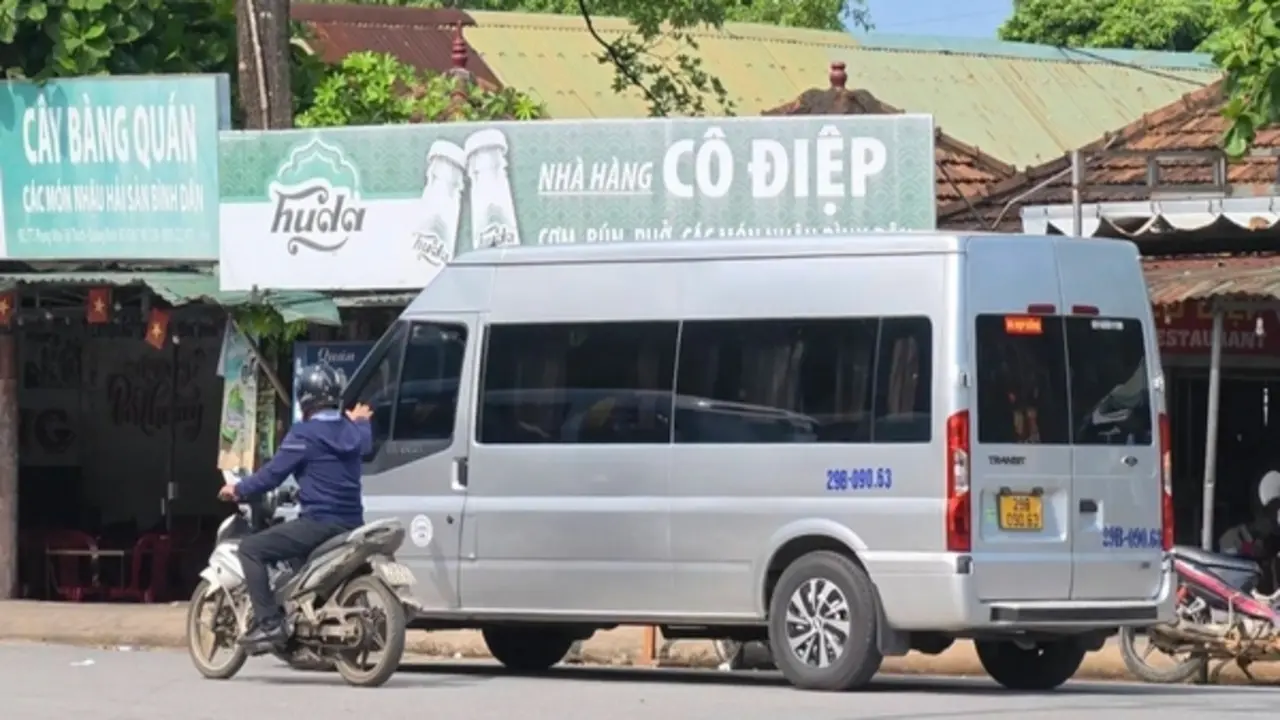 Dẹp nạn 'cò vạc' trước cửa ngõ di sản Phong Nha