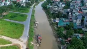 Dự án khu đô thị ven sông Hạc "mắc cạn" sau 16 năm: dân đi không được, ở không xong