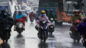 Dự báo thời tiết 24/4: Miền Bắc đón không khí lạnh dị thường, nguy cơ dông lốc, mưa đá kèm gió giật