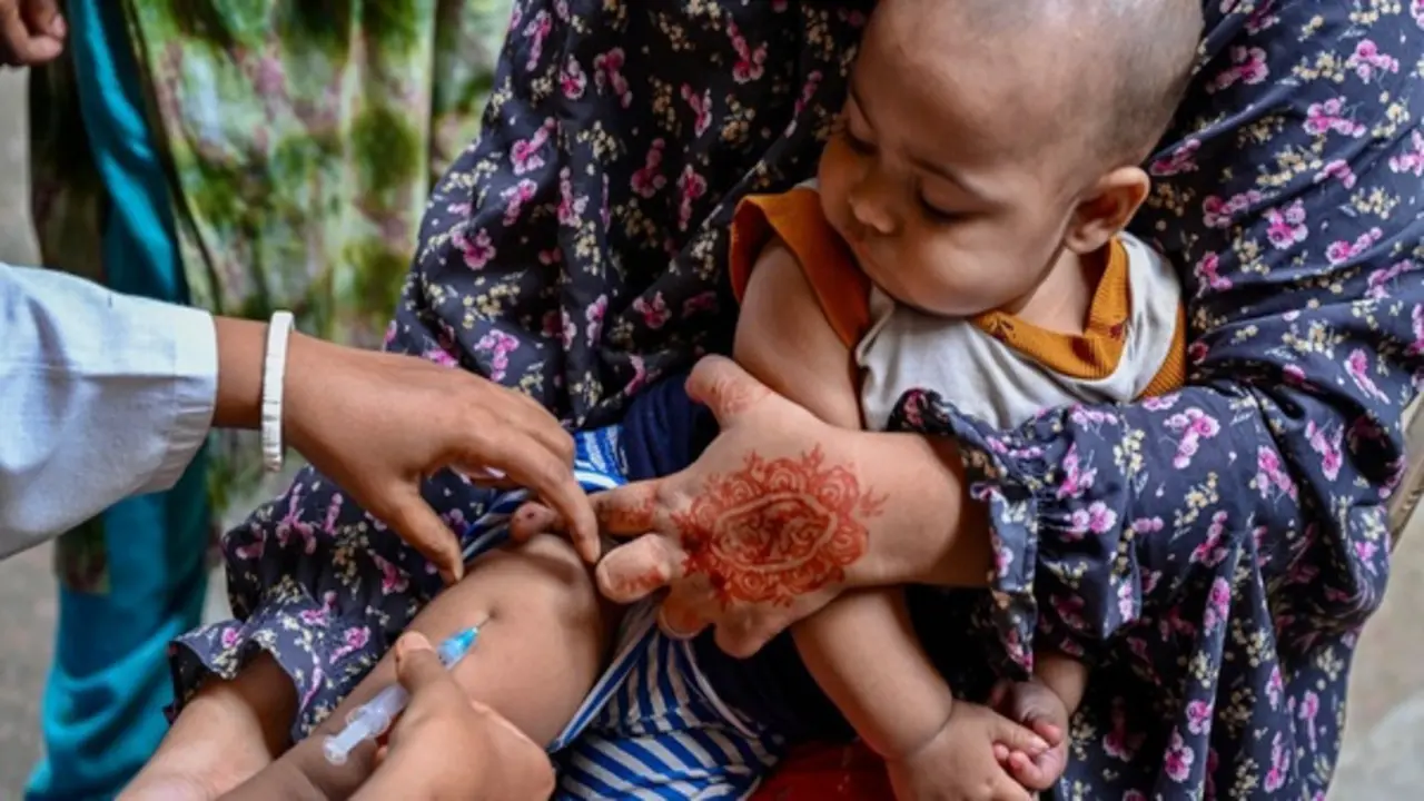 Gần 230 trẻ ở Bangladesh tử vong do bệnh sởi
