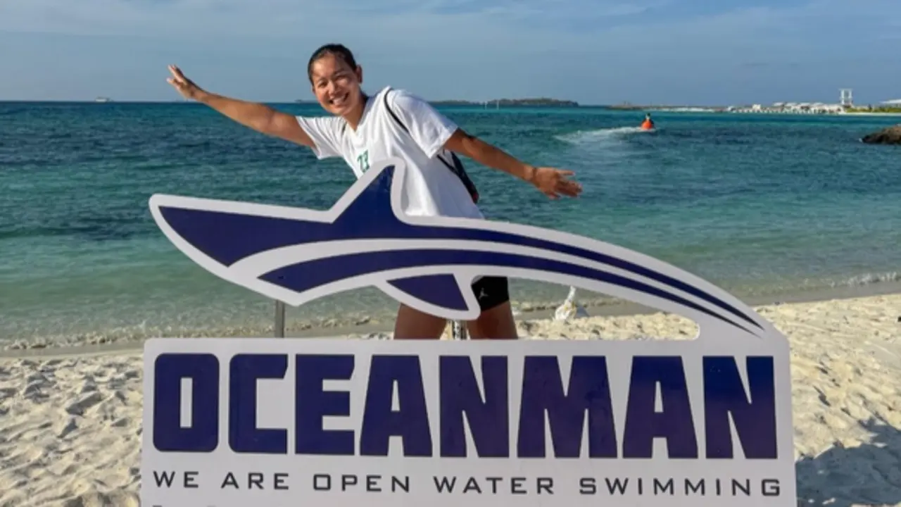 Giành 4 HCV tại giải Oceanman Maldives, Ánh Viên: 'Bơi 10 km dễ lắm, Viên chỉ cho'