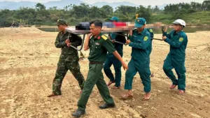 Hai nam sinh lớp 9 đuối nước trên sông Tranh