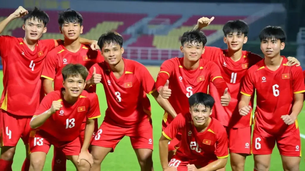 HLV Roland: ‘U17 Việt Nam tạo ra bản sắc riêng’