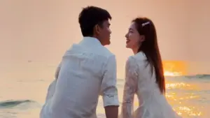 Hòa Minzy bất ngờ khoe khoảnh khắc ngọt ngào bên Đại úy Thăng Văn Cương