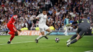 Hôm nay định đoạt vé bán kết Champions League