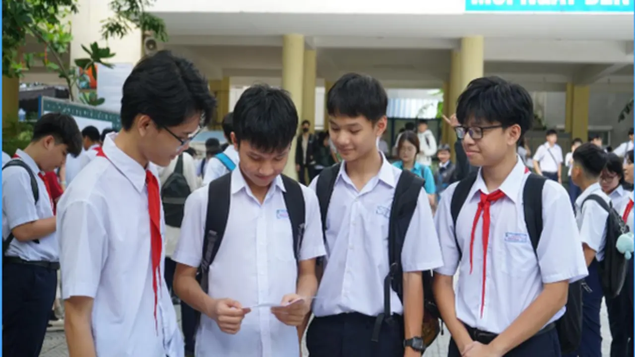 Hơn 1 triệu sĩ tử vào "cuộc đua" thi tốt nghiệp THPT: Những lưu ý quan trọng