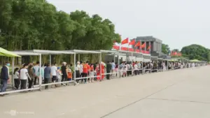 Hơn 20.000 người vào Lăng viếng Chủ tịch Hồ Chí Minh sáng 30/4