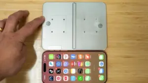 iPhone 18 Ultra màn hình gập lộ diện thiết kế