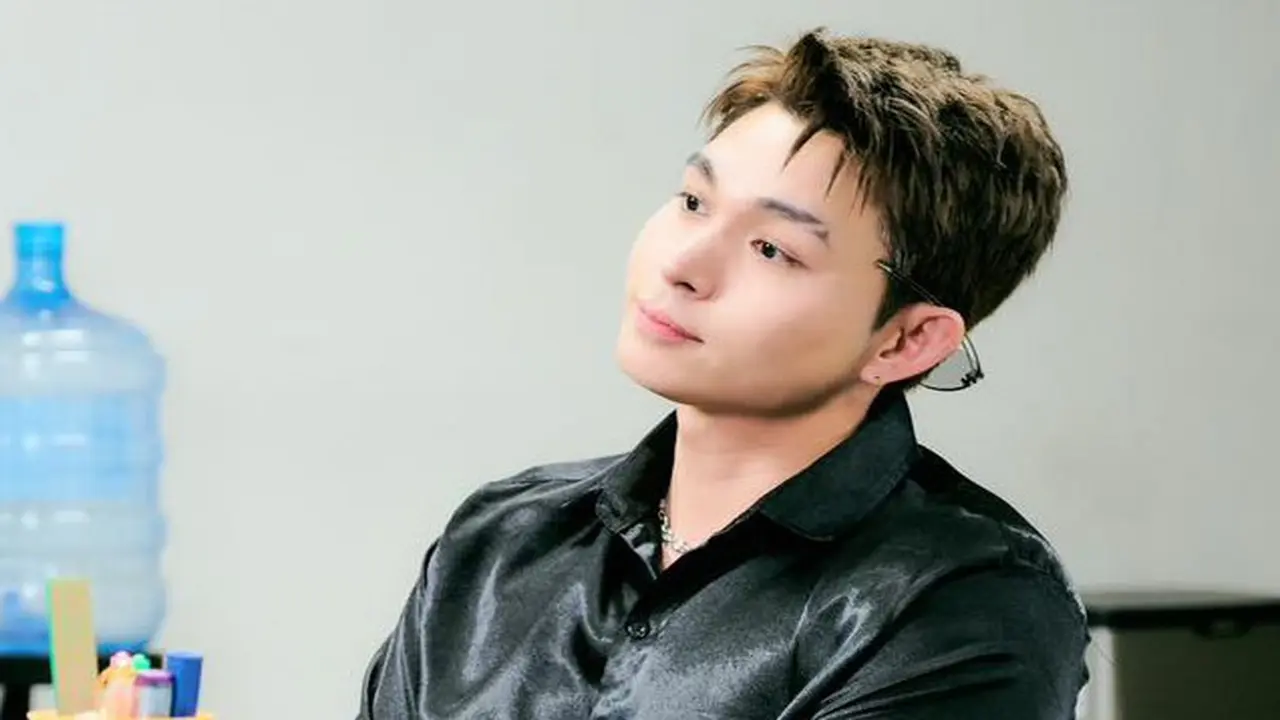 Jun Phạm bất ngờ gỡ MV Truth or dare? trong đêm