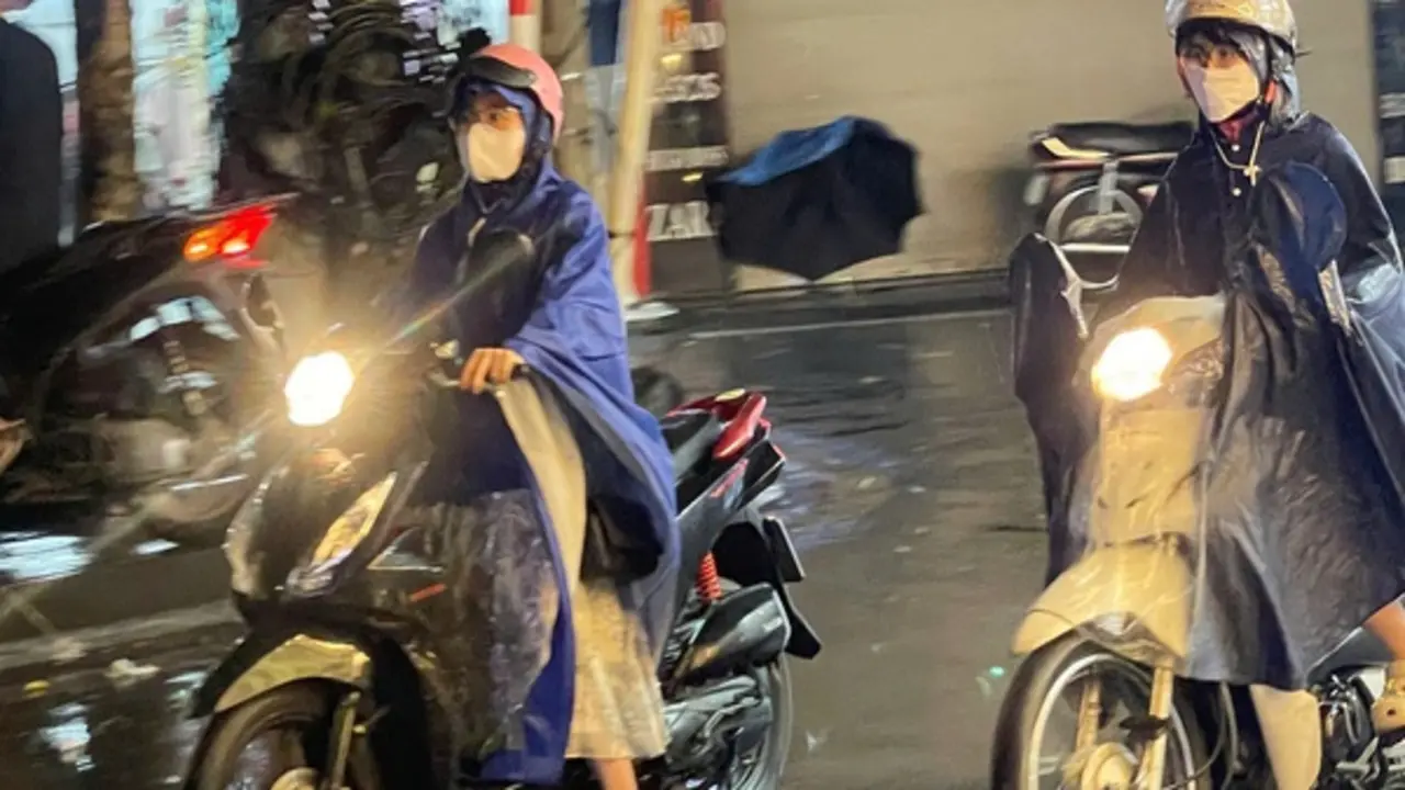 Không khí lạnh gây ra đợt mưa giông trước nghỉ lễ 30.4 - 1.5