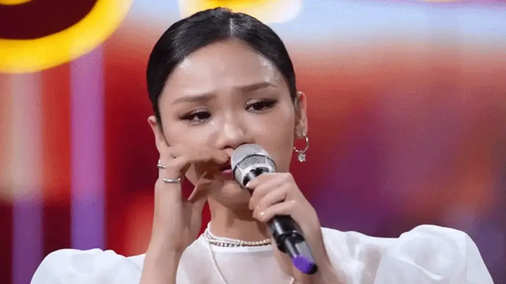 Miu Lê bật khóc, sống một mình nhưng không cô đơn