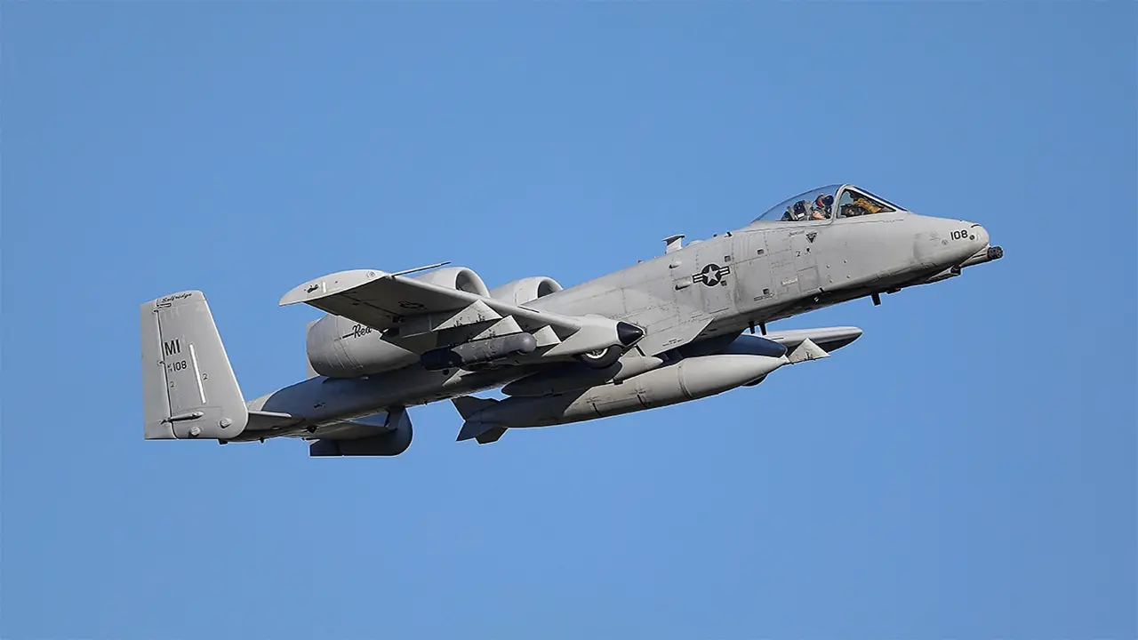 Mỹ điều thêm loạt cường kích A-10 đến gần Iran