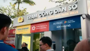 Người dân TP.HCM háo hức trải nghiệm hàng loạt dịch vụ thiết thực tại 'Trạm Công dân số' thứ 5