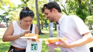Ổ bánh mì đi ra thế giới
