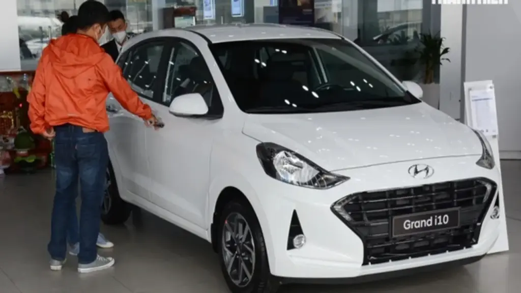 Ô tô giá rẻ máy xăng tại Việt Nam đang mất dần sức hút