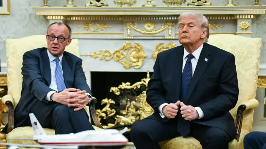 Ông Trump đáp trả Thủ tướng Đức sau bình luận 'Iran làm cho Mỹ bẽ mặt'