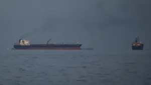 Ông Trump: Iran không được thu phí tàu đi qua eo biển Hormuz