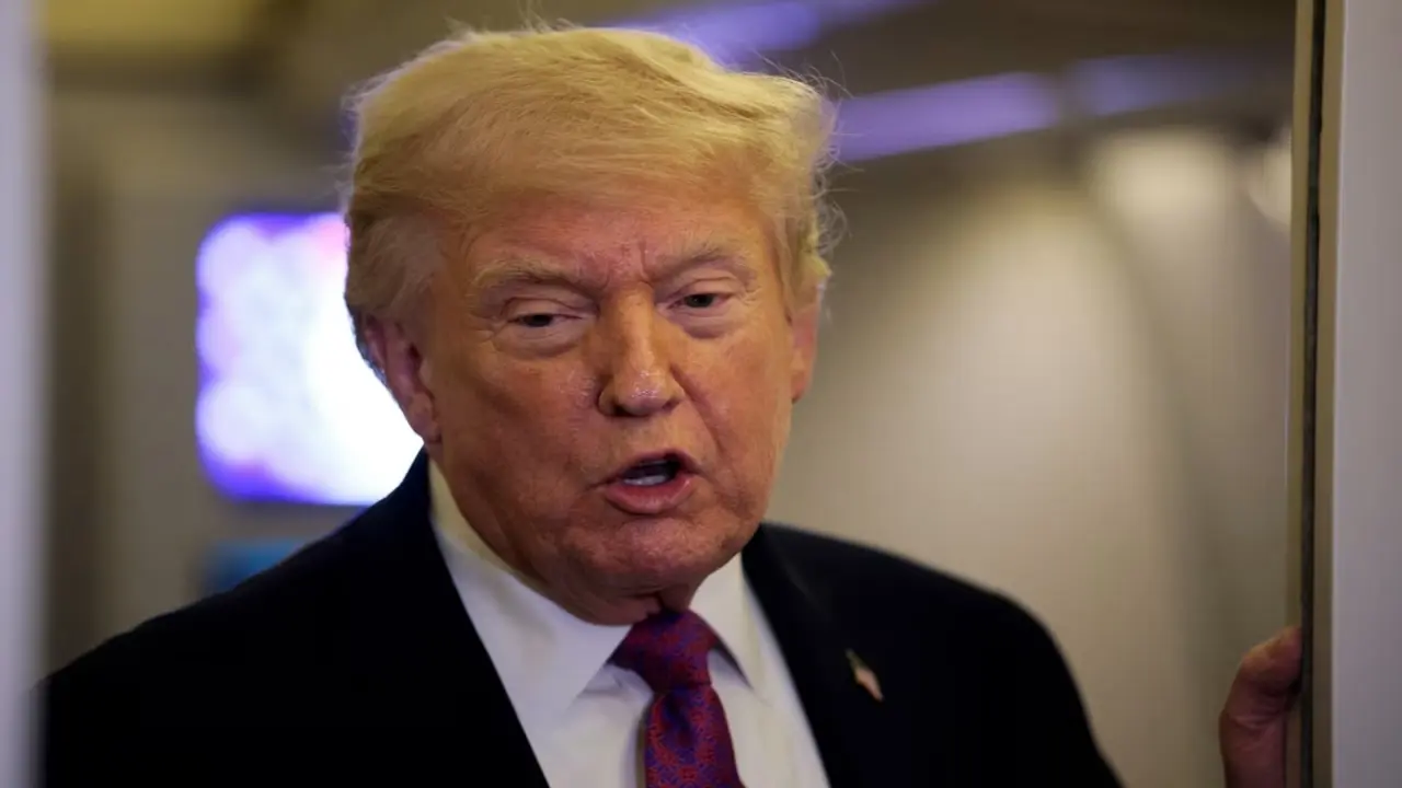 Ông Trump úp mở 'tin tốt' về Iran, dọa 'có thể ném bom lại' nếu đàm phán đổ vỡ