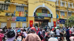 Phụ huynh tiểu học Đặng Thùy Trâm nói gì, sau nhiều ca nghi ngộ độc thực phẩm?