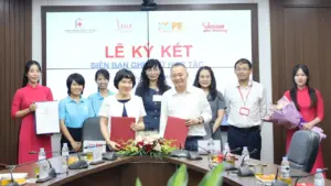 Quỹ Hy vọng hợp tác Bệnh viện Đại học Y Hà Nội hỗ trợ bệnh nhi khó khăn
