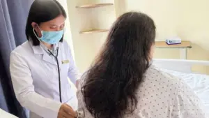 Sán làm tổ trong gan người phụ nữ