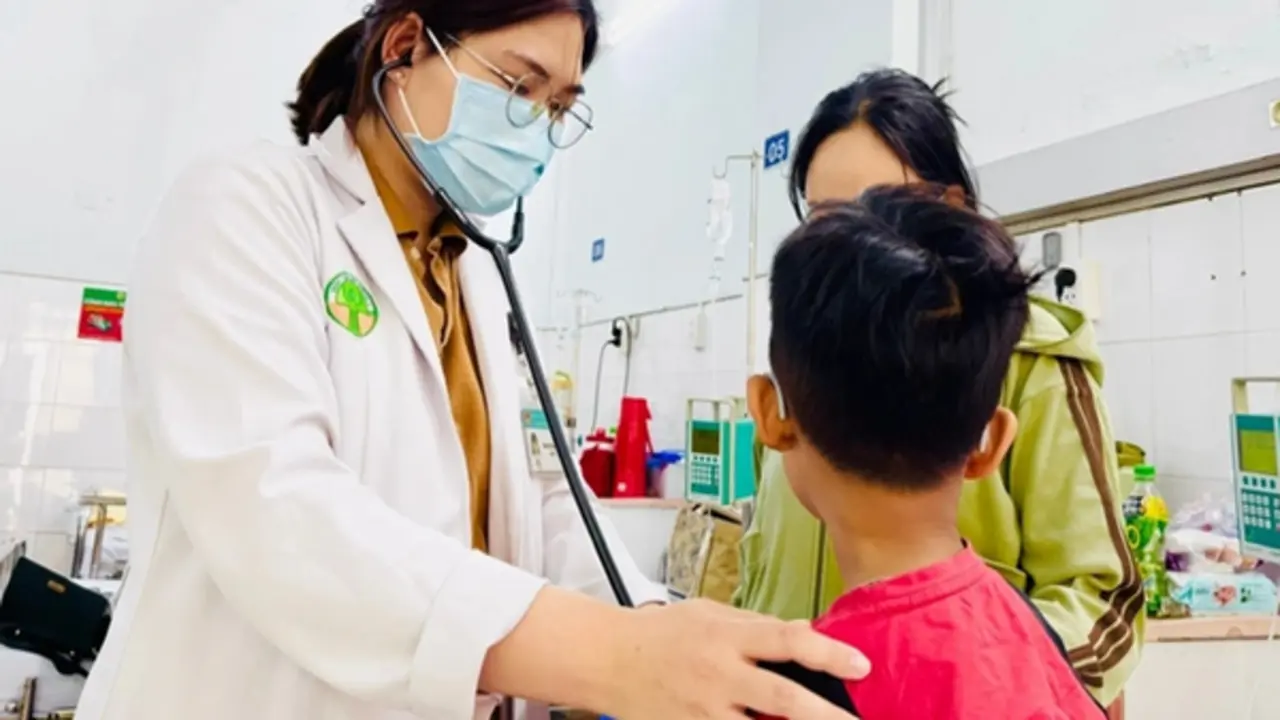 Số ca ngộ độc thực phẩm ở trường tiểu học Tp.HCM tăng lên 46