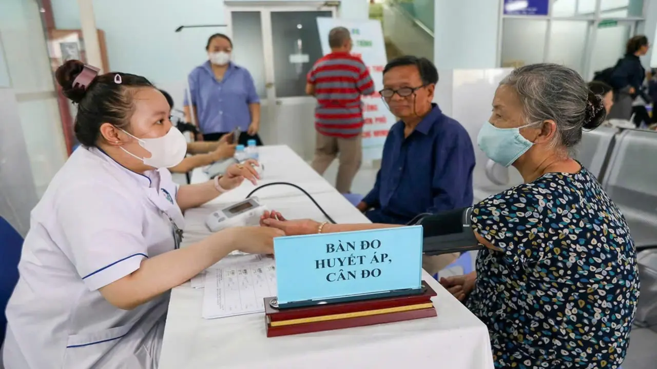 Sở Y tế TP.HCM cập nhật danh sách mới nhất khám bảo hiểm y tế ban đầu ở TP.HCM