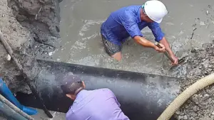 Thi công đèn khoan nhầm ống nước, ảnh hưởng hơn 20.000 hộ dân