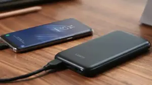Thói quen nguy hiểm cần tránh với pin dự phòng