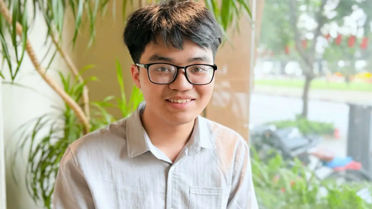 Thủ khoa IT và cú rẽ ngang sau bản tin lương 140 triệu đồng