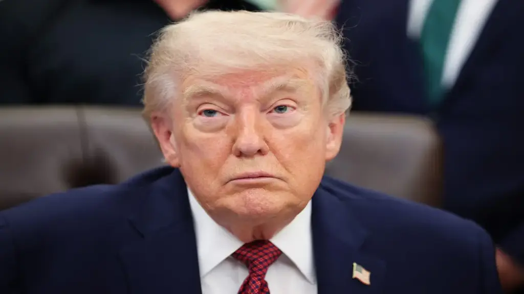 Tỉ lệ ủng hộ ông Trump tại Mỹ chỉ đạt 36%