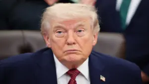 Tỉ lệ ủng hộ ông Trump tại Mỹ chỉ đạt 36%
