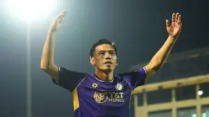 Văn Quyết: 'Ninh Bình có 3 Hoàng Đức cũng vậy thôi'